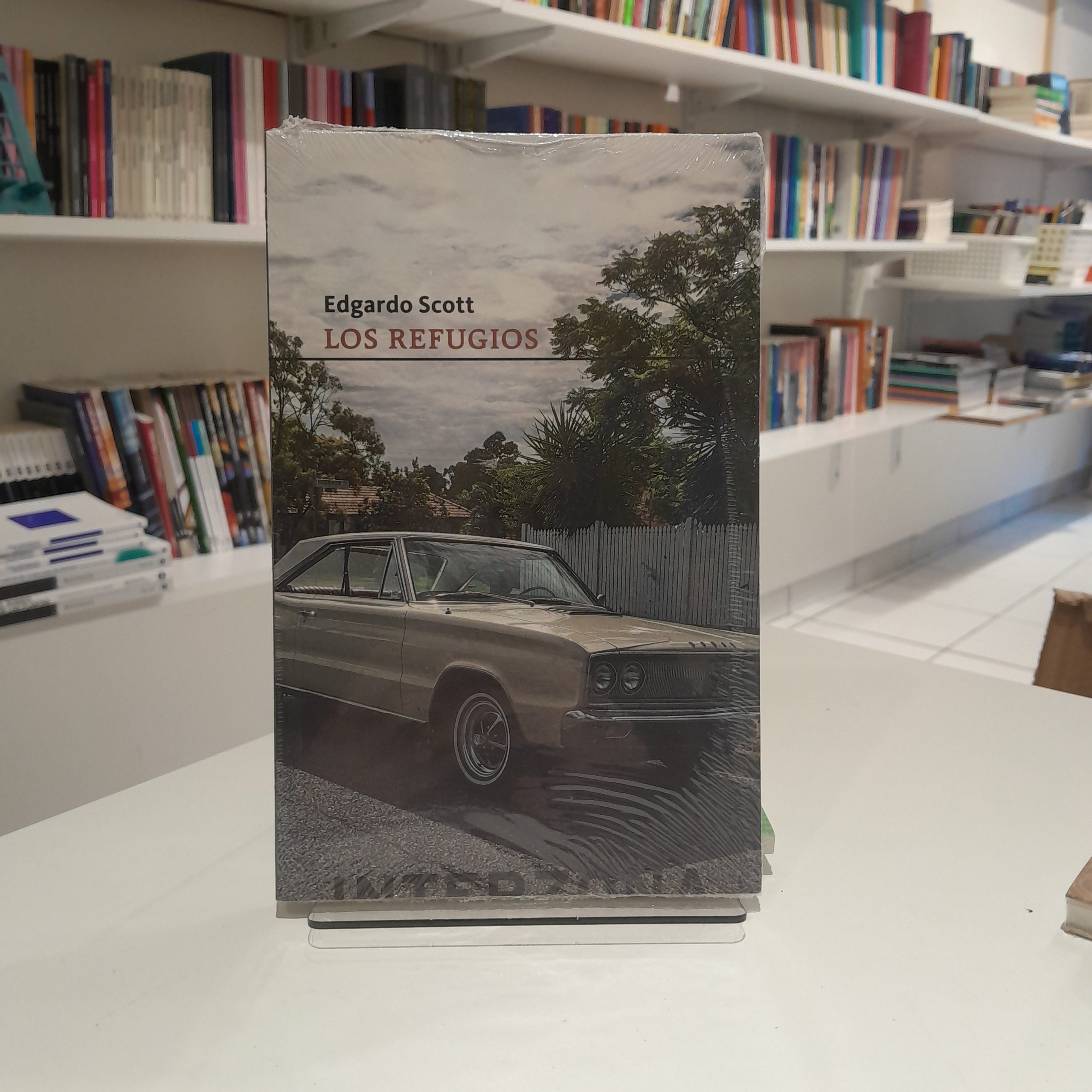 Los refugios
Edgardo Scott
