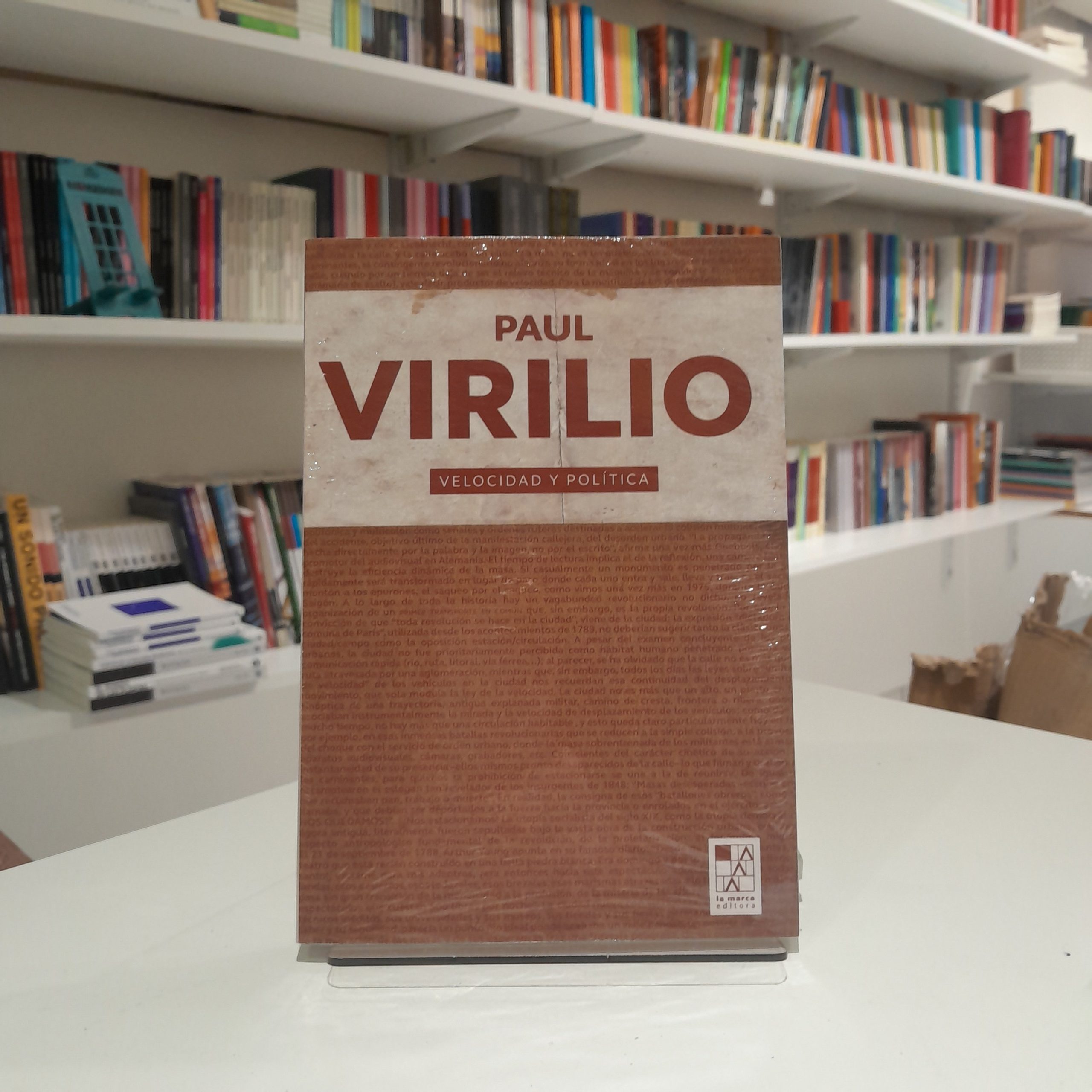 Velocidad y política
Paul Virilio
