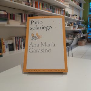 Patio solariego 
Ana María Garasino
